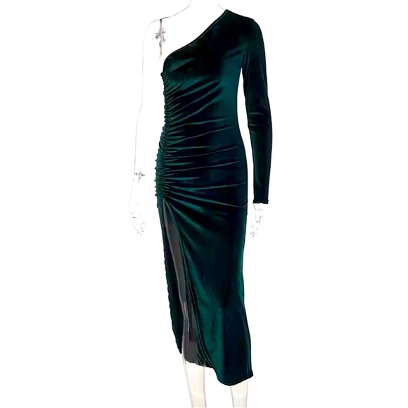 Elegant Evening Dress 💎 - Picture 2 of 5